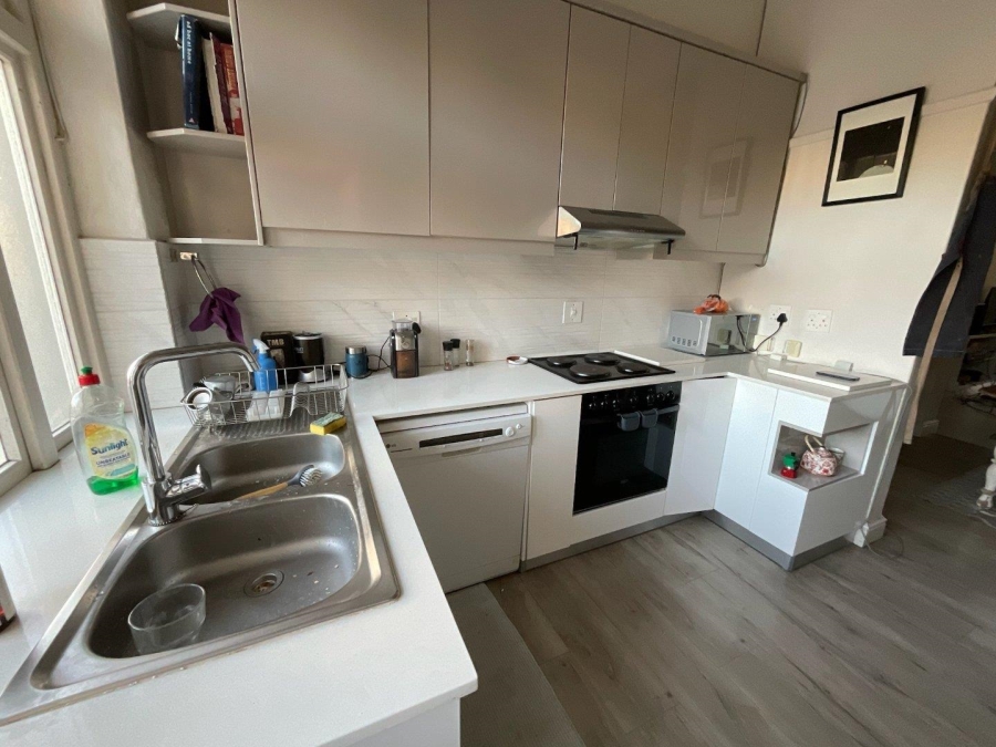To Let 2 Bedroom Property for Rent in Gardens Western Cape